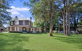 Mapleton Park Cottage